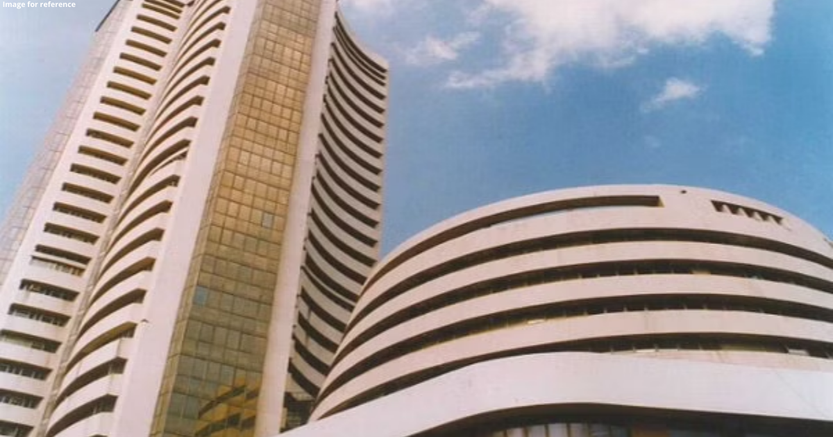 Sensex snaps 2-day losing run, surges 659 points; banking stocks soar